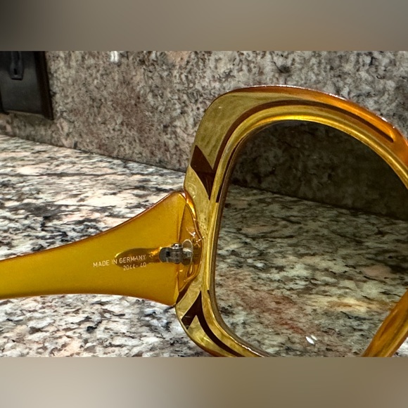 1970’s Vintage Christian Dior Yellow & Brown Striped *Rare* Oversized Sunglasses - Picture 5 of 8